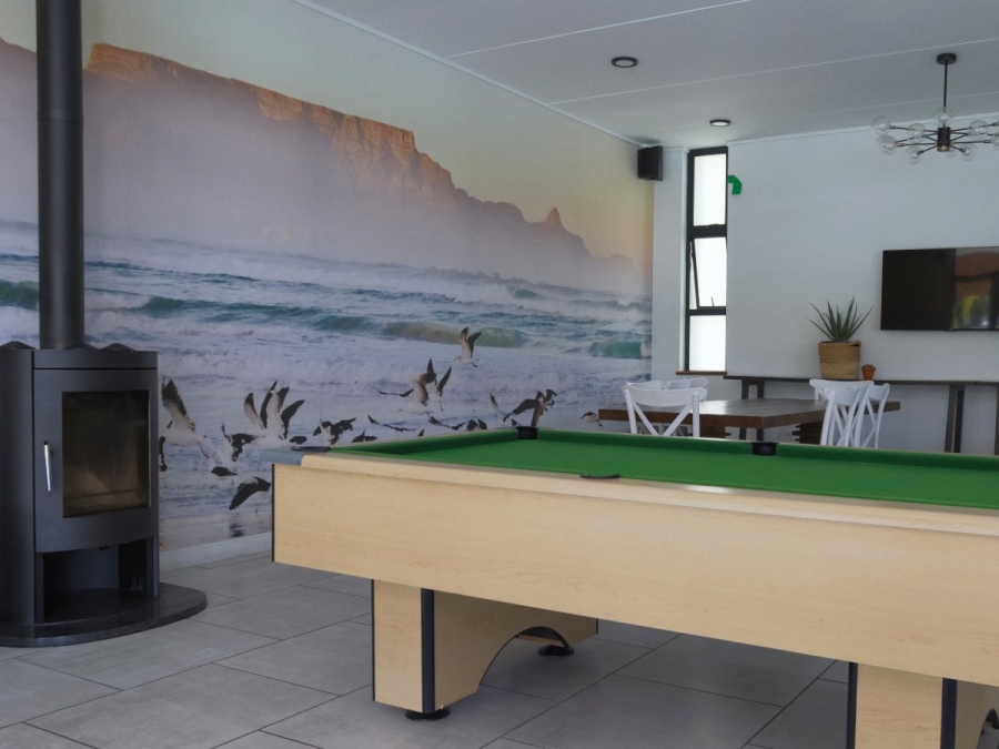 2 Bedroom Property for Sale in De Zicht Estate Western Cape